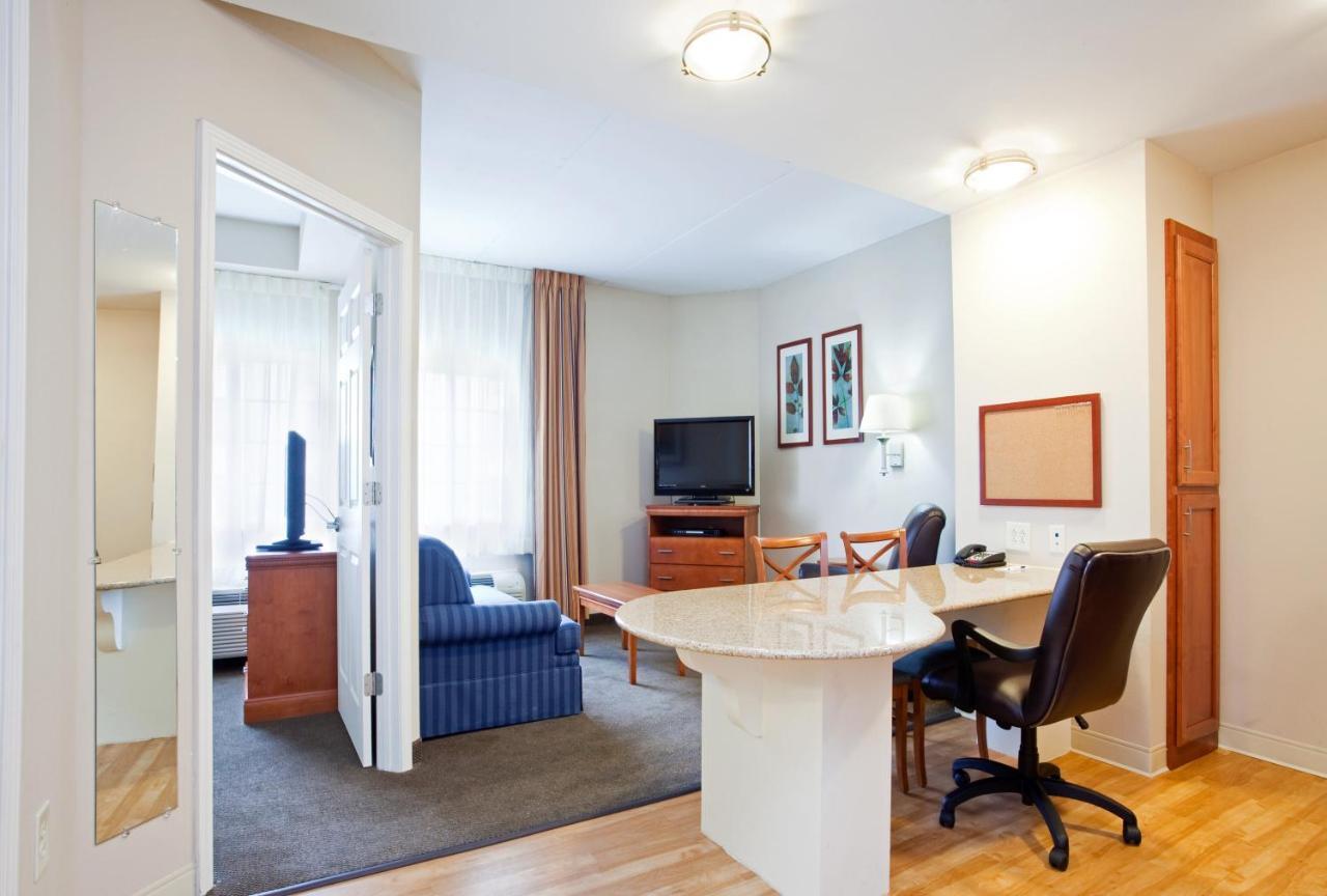 Candlewood Suites Jacksonville By Ihg Bagian luar foto