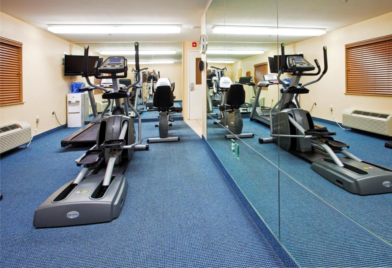 Candlewood Suites Jacksonville By Ihg Bagian luar foto